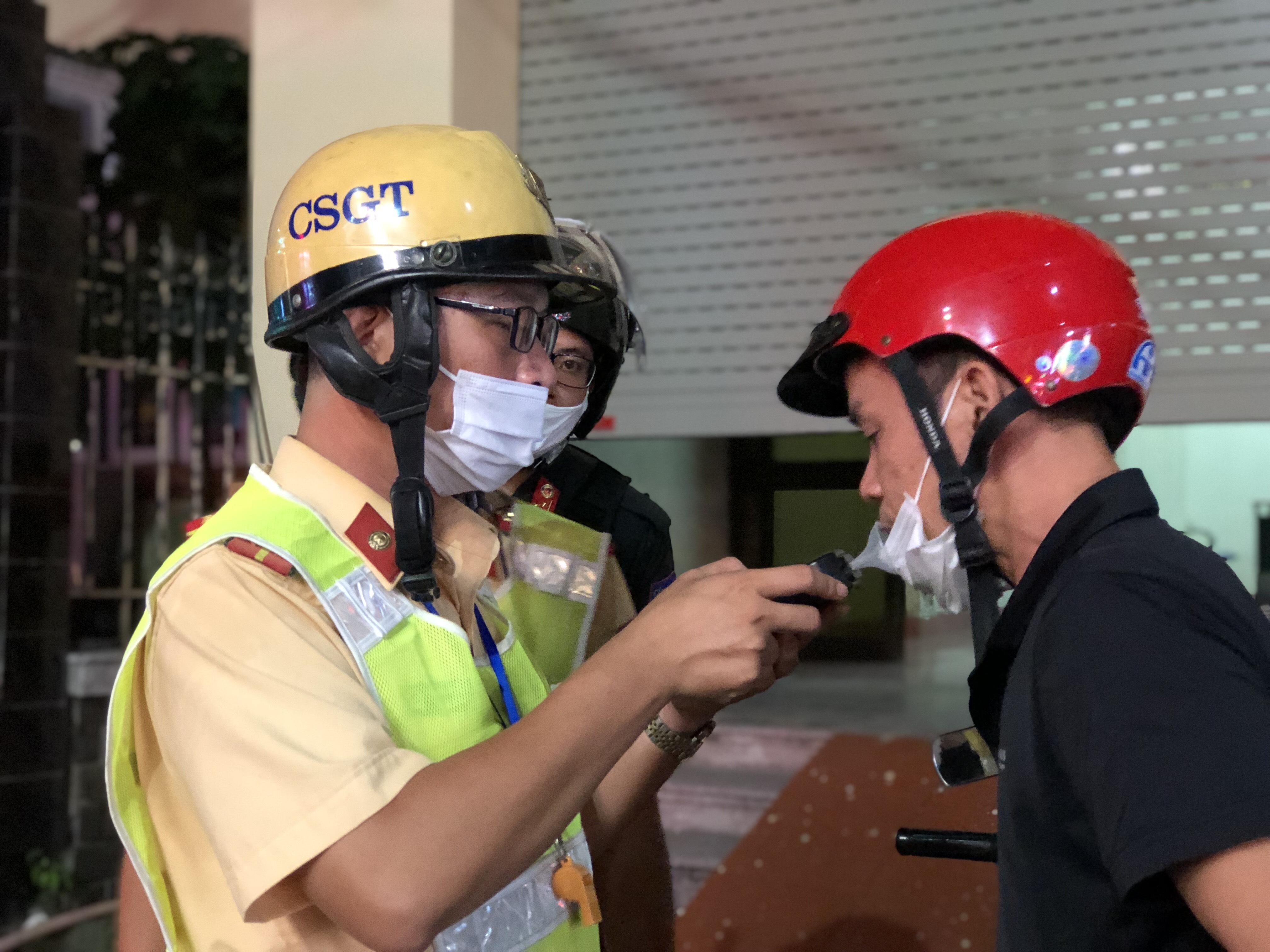 Phạt 233 người với 01 tỷ đồng vi phạm nồng độ cồn